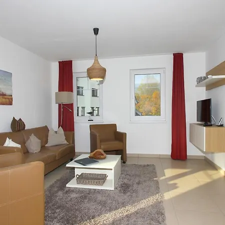 Strandnahe Mit Terrasse, Gratis Nutzung Vom Ahoi Erlebnisbad Und Sauna In Sellin - Rex Rugia 14-1 *