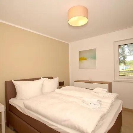 Strandnahe Mit Terrasse, Gratis Nutzung Vom Ahoi Erlebnisbad Und Sauna In Sellin - Rex Rugia 14-1