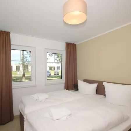 Strandnahe Mit Terrasse, Gratis Nutzung Vom Ahoi Erlebnisbad Und Sauna In Sellin - Rex Rugia 14-1 * 洛布