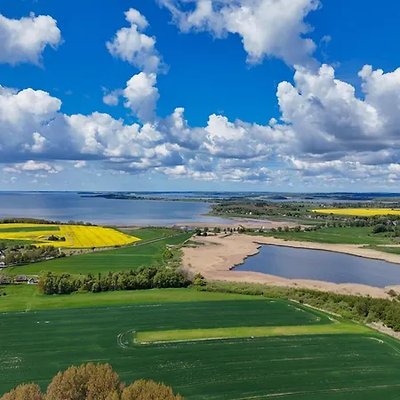 Strandnahe Mit Terrasse, Gratis Nutzung Vom Ahoi Erlebnisbad Und Sauna In Sellin - Rex Rugia 14-1 * Lobbe